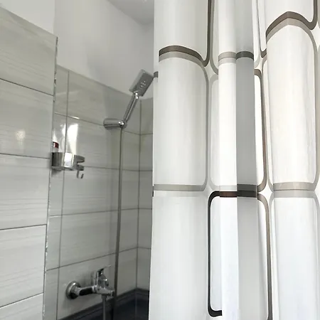 Panorama Apartament Daire Avlonya
